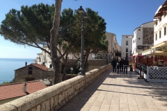 Sperlonga-passeggiata-sul-ponte